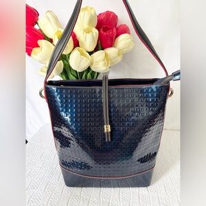 Arcadia EUC blue shimmer patent leather bucket shoulder bag